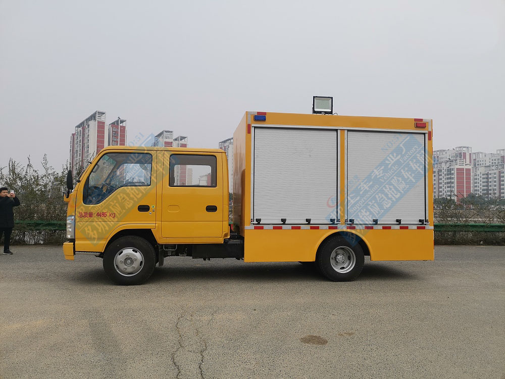 庆铃双排座工程救险车1000-2000m³/h