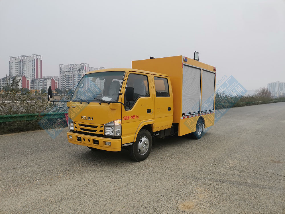 庆铃双排座工程救险车1000-2000m³/h