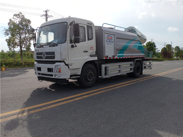 东风天锦纯电动多功能抑尘车